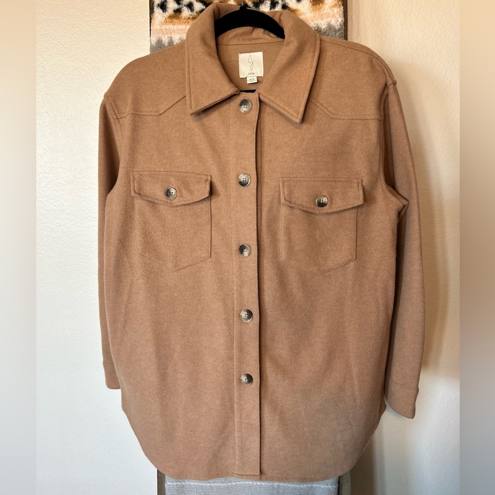 Joie size small lightweight shacket